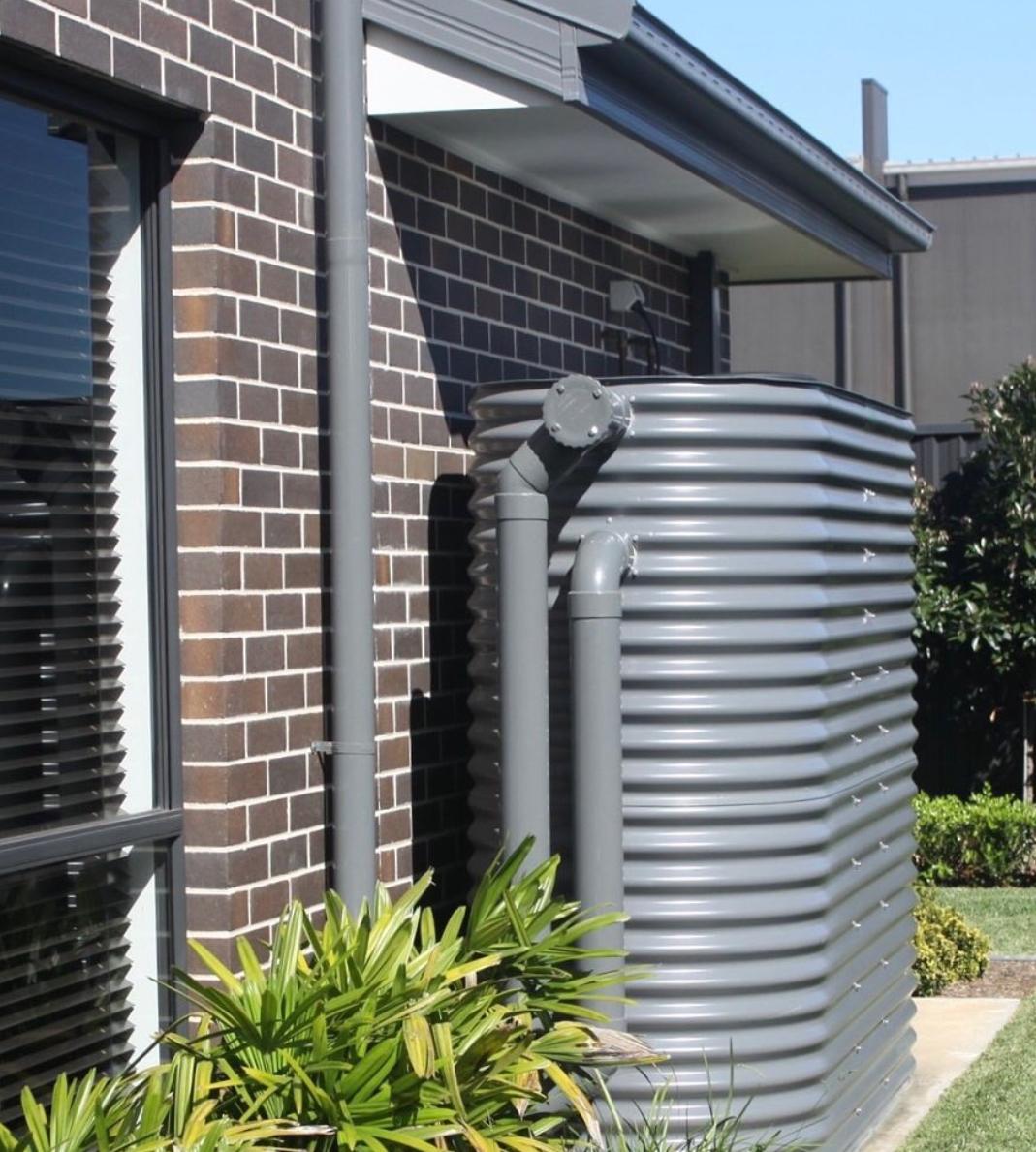 Slimline tank — inlet & overflow detail — plumbing work completed in Oak Flats by Shellharbour Plumbing (licensed Illawarra plumber)